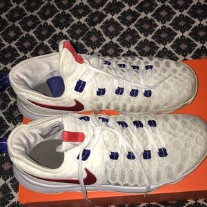 Nike KD basketball shoes. Size 10.5